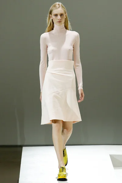 Look 24